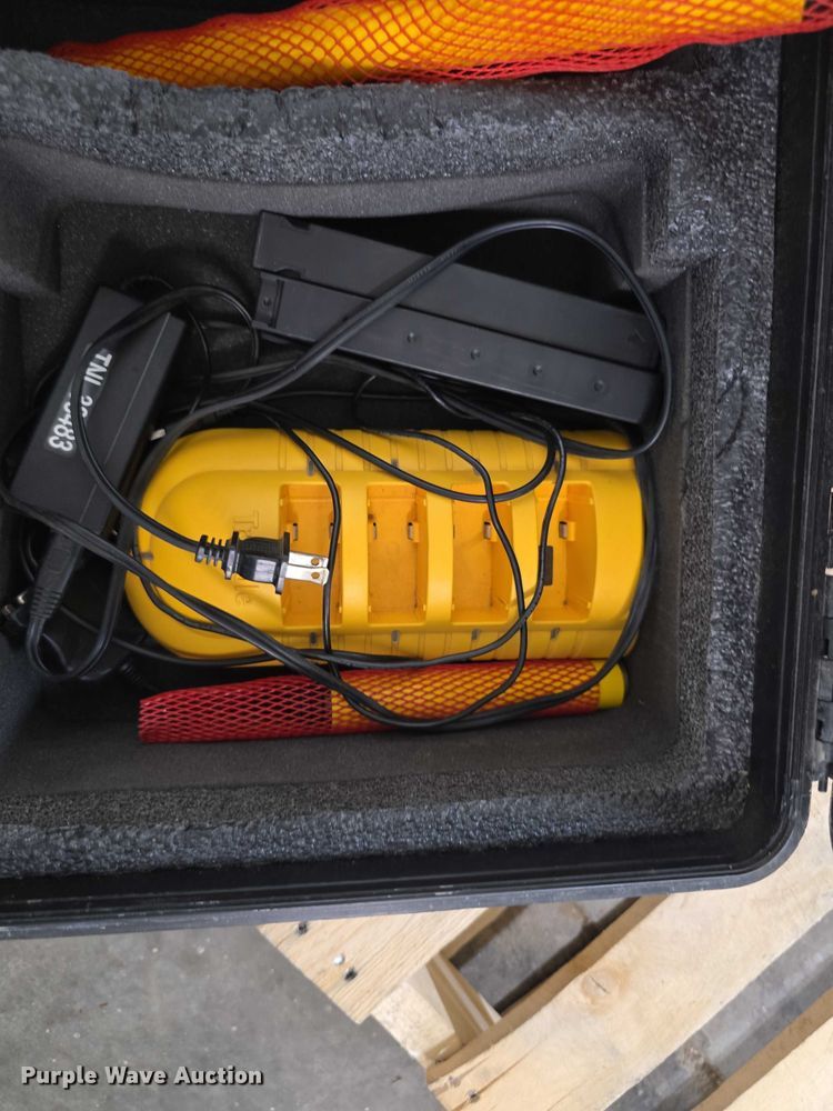 image for item DZ6304 Survey equipment