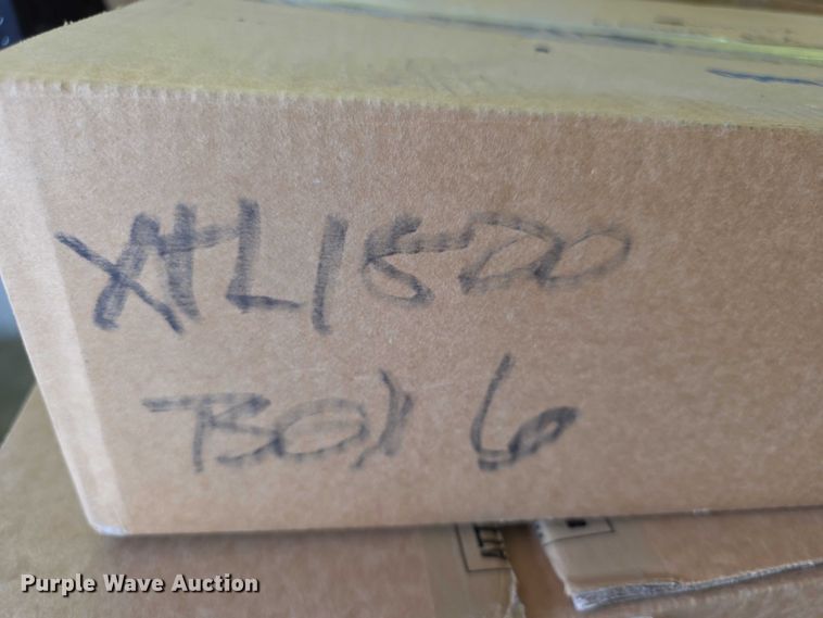 image for item DZ6316 (58) radios