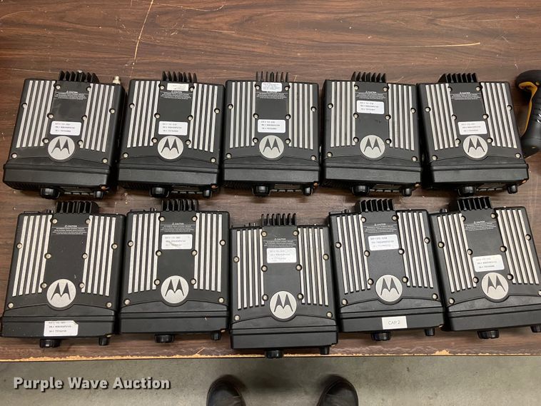 image for item DZ6316 (58) radios