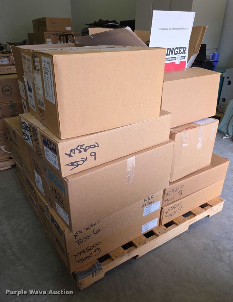 image for item DZ6318 (735) radios