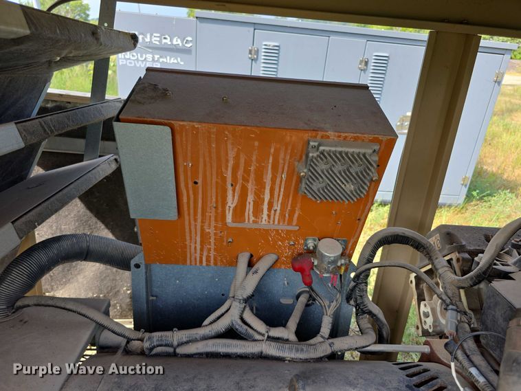 image for item DZ6321 Generac QT04554AVSNA generator