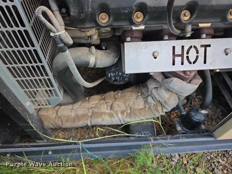 image for item DZ6321 Generac QT04554AVSNA generator