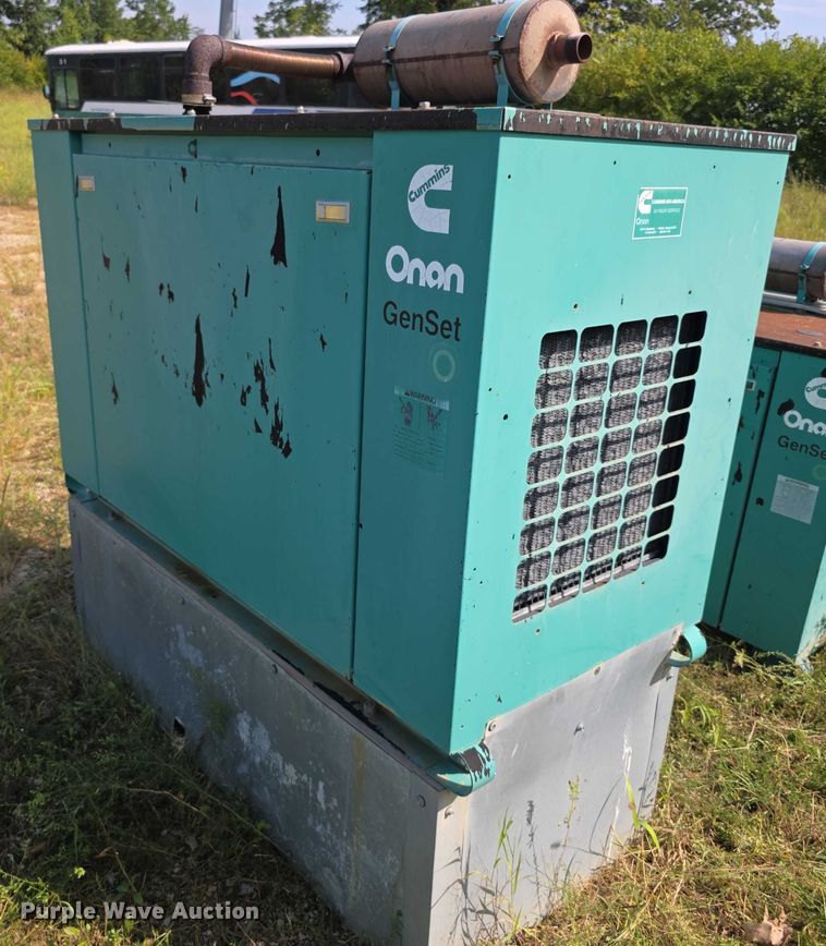 image for item DZ6324 Onan CSG-649I-6005-A generator