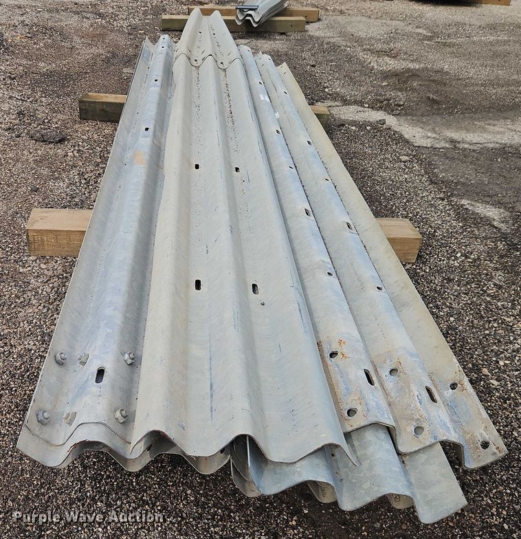 image for item EB8278 (23) pieces of guard rail
