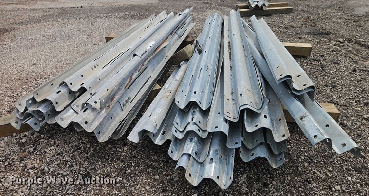 image for item EB8279 (37) pieces of guard rail