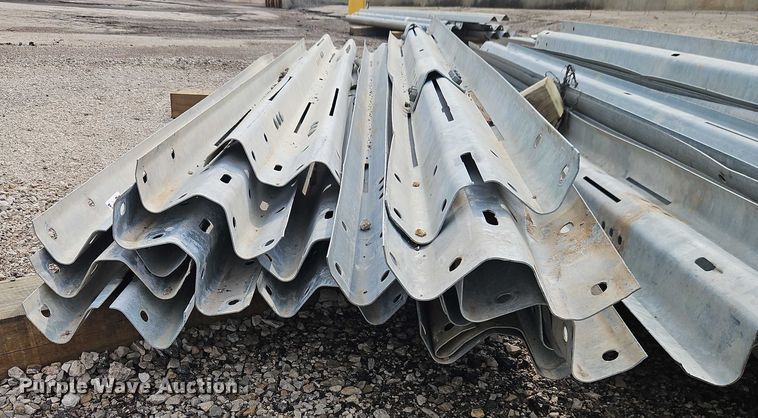 image for item EB8279 (37) pieces of guard rail