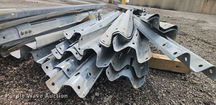 image for item EB8279 (37) pieces of guard rail