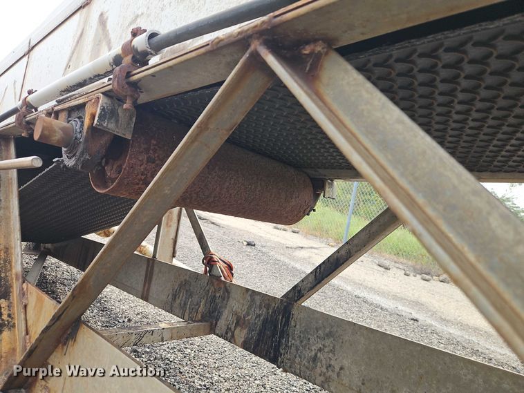 image for item EB8282 1995 Kimco conveyor