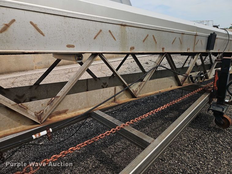 image for item EB8282 1995 Kimco conveyor