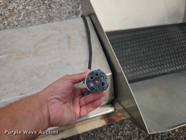 image for item EB8282 1995 Kimco conveyor