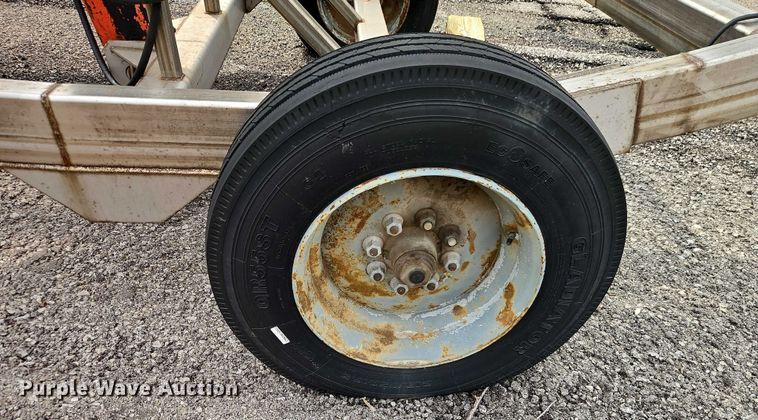 image for item EB8282 1995 Kimco conveyor