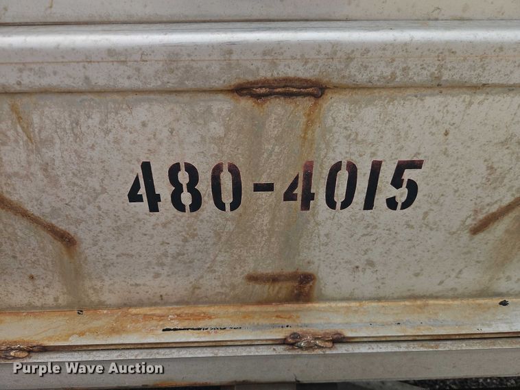 image for item EB8282 1995 Kimco conveyor