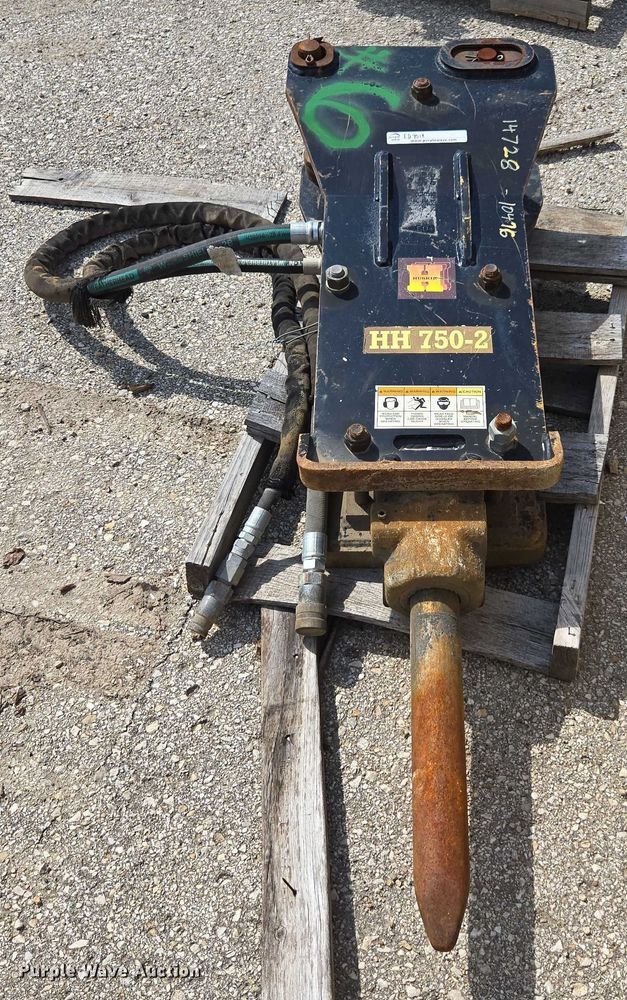 image for item ED4018 Huskie HH 750-2 breaker