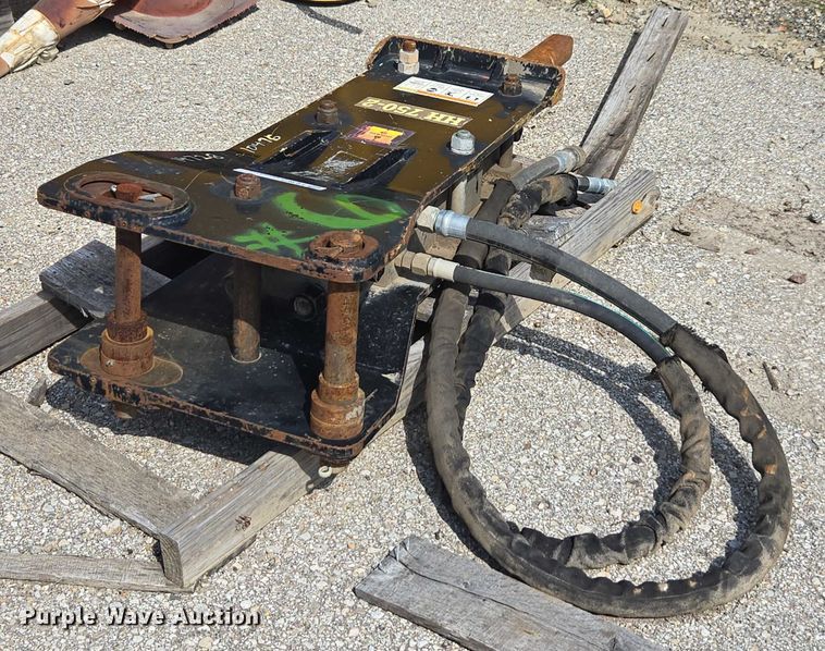 image for item ED4018 Huskie HH 750-2 breaker