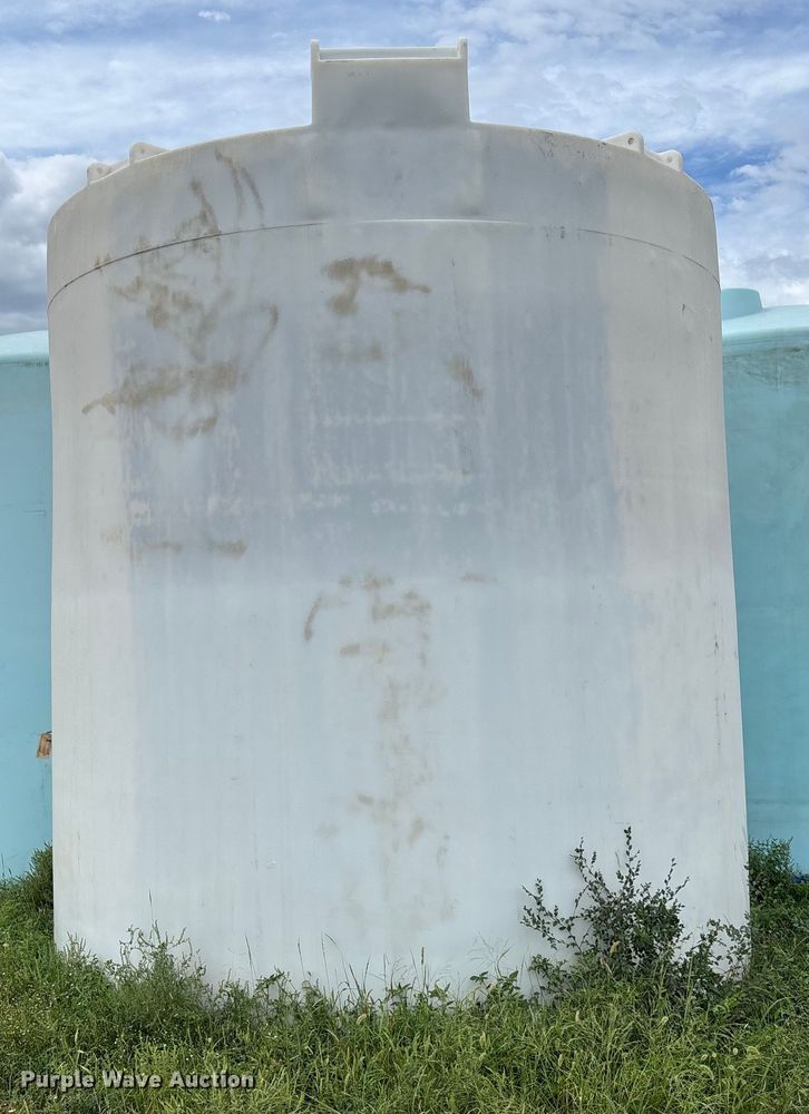 image for item EE4016 Poly storage tank