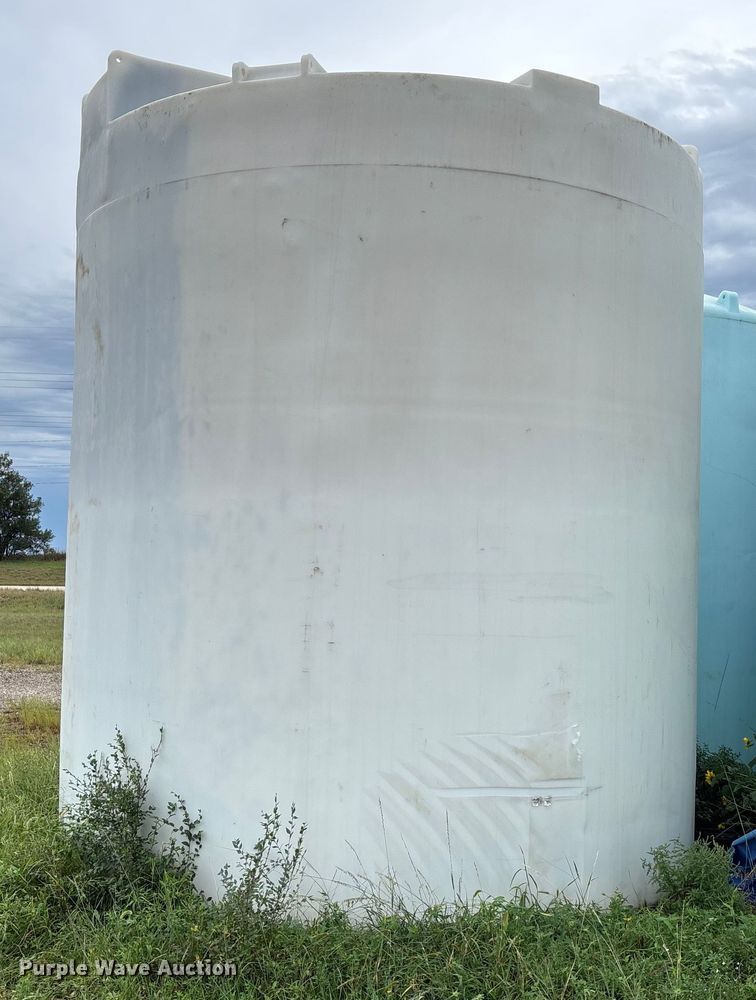 image for item EE4016 Poly storage tank