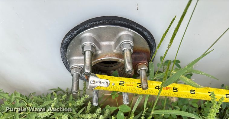 image for item EE4016 Poly storage tank