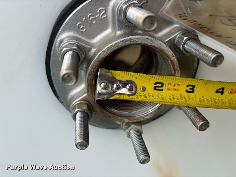 image for item EE4016 Poly storage tank