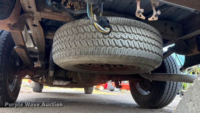 image for item EM8101 2006 Chevrolet Silverado 1500 pickup truck