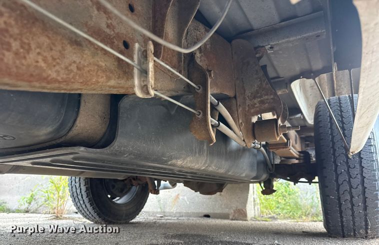 image for item EM8101 2006 Chevrolet Silverado 1500 pickup truck