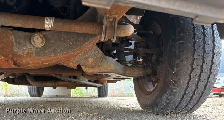 image for item EM8101 2006 Chevrolet Silverado 1500 pickup truck