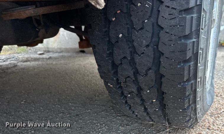 image for item EM8101 2006 Chevrolet Silverado 1500 pickup truck