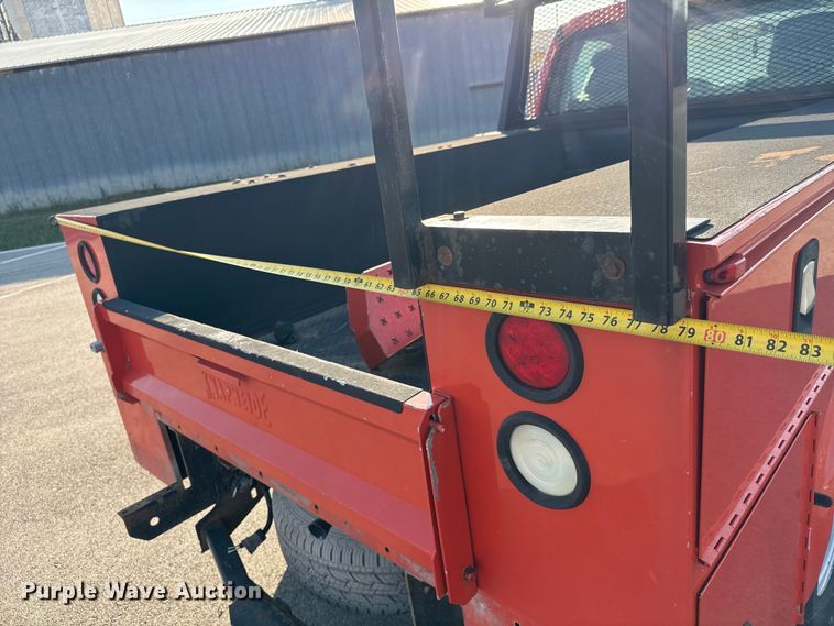 image for item EM8103 2016 Ford F250 Super Duty utility bed pickup truck