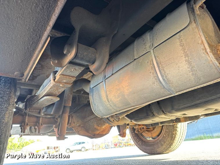 image for item EM8103 2016 Ford F250 Super Duty utility bed pickup truck