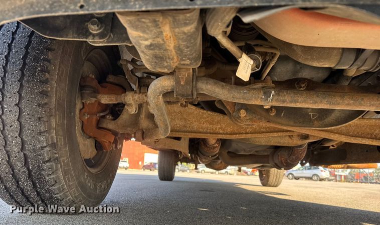 image for item EM8103 2016 Ford F250 Super Duty utility bed pickup truck