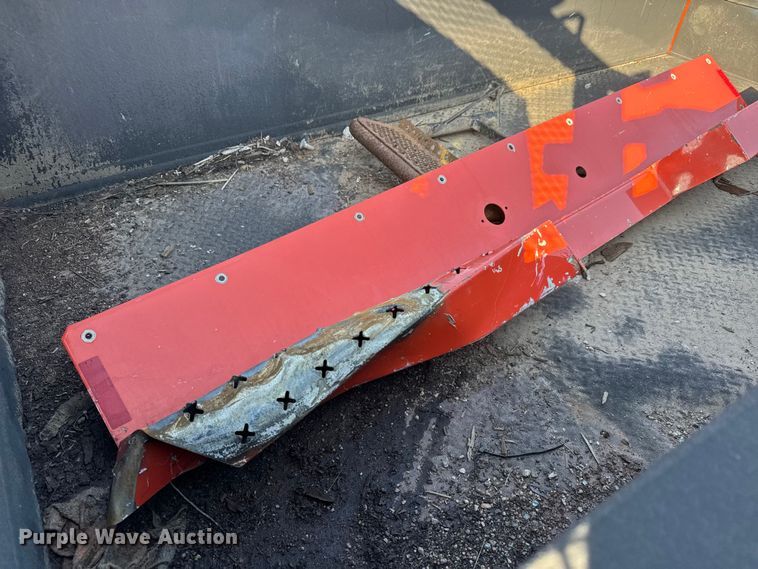 image for item EM8103 2016 Ford F250 Super Duty utility bed pickup truck