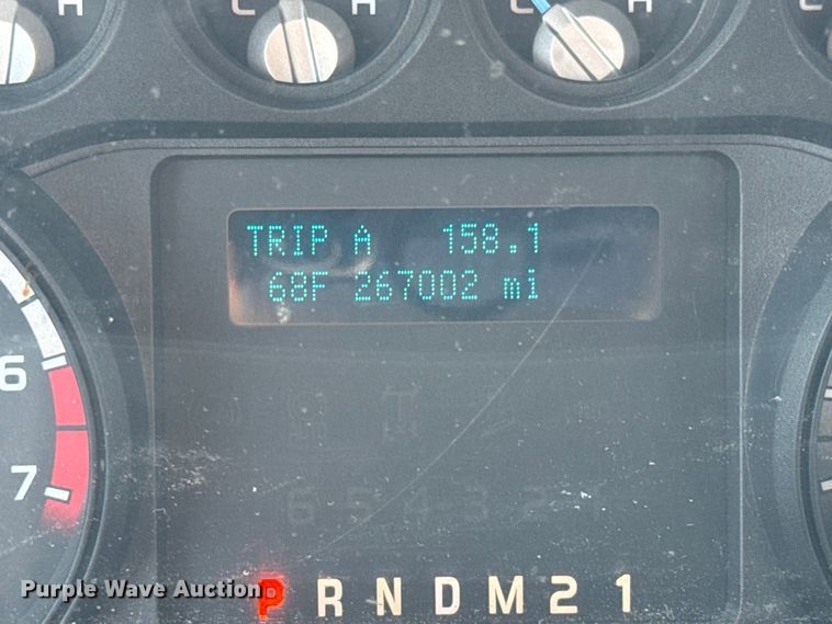 image for item EM8103 2016 Ford F250 Super Duty utility bed pickup truck