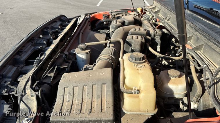 image for item EM8103 2016 Ford F250 Super Duty utility bed pickup truck