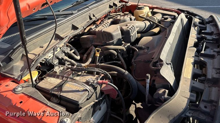 image for item EM8103 2016 Ford F250 Super Duty utility bed pickup truck