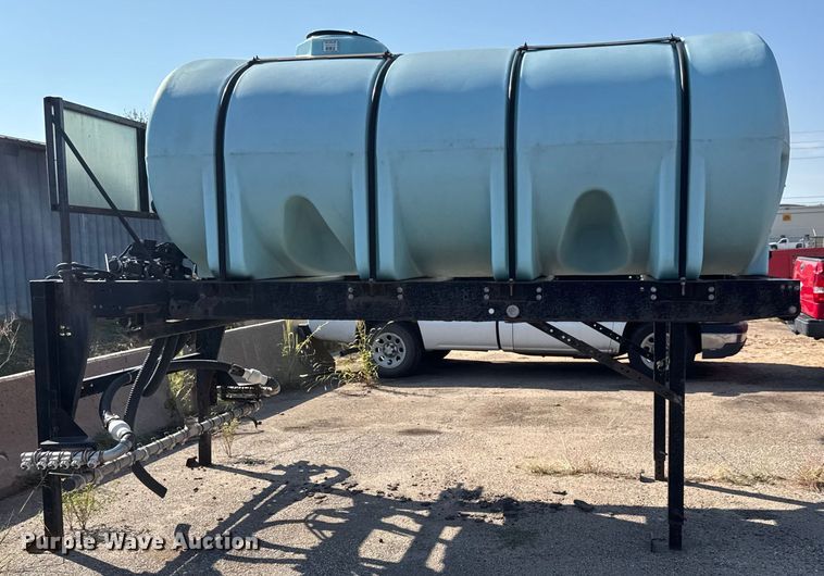 image for item EM8104 2003 Monroe 753923 salt brine tank