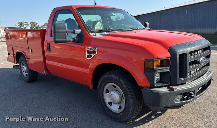 image for item EM8105 2009 Ford F250 Super Duty utility bed pickup truck