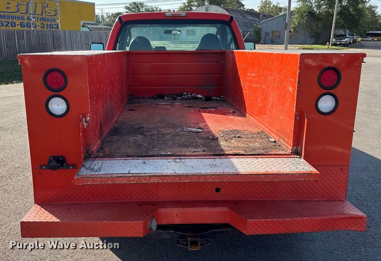 image for item EM8105 2009 Ford F250 Super Duty utility bed pickup truck