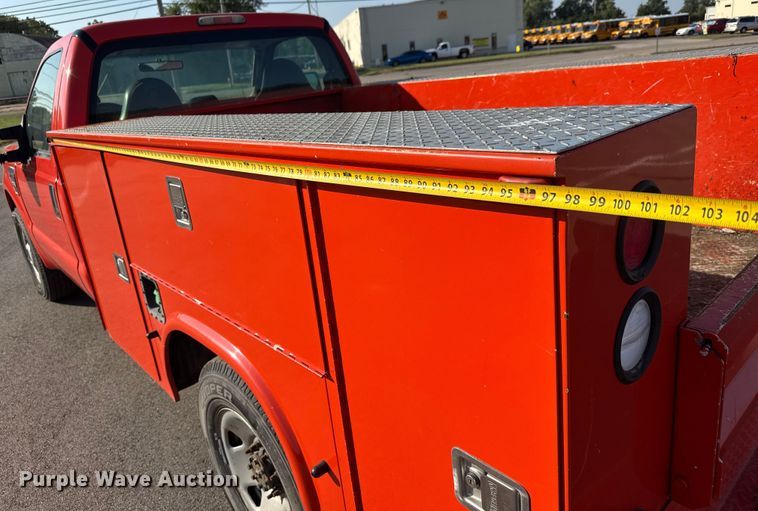 image for item EM8105 2009 Ford F250 Super Duty utility bed pickup truck