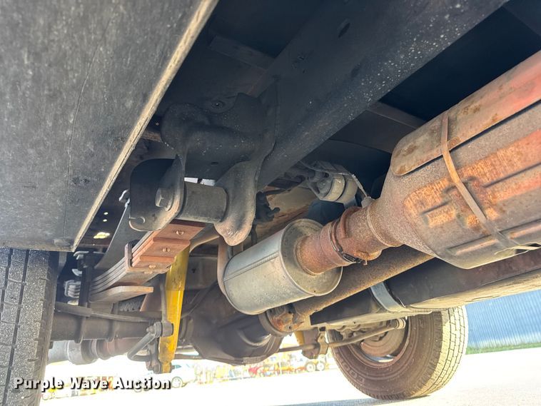 image for item EM8105 2009 Ford F250 Super Duty utility bed pickup truck