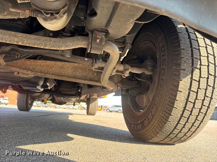 image for item EM8105 2009 Ford F250 Super Duty utility bed pickup truck