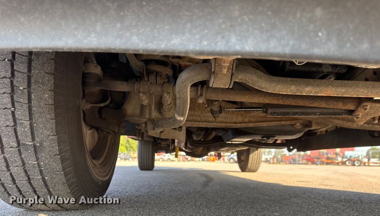 image for item EM8105 2009 Ford F250 Super Duty utility bed pickup truck