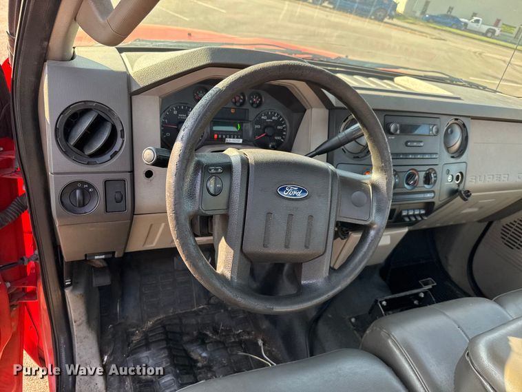 image for item EM8105 2009 Ford F250 Super Duty utility bed pickup truck