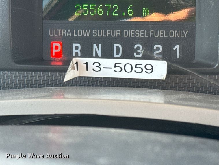 image for item EM8105 2009 Ford F250 Super Duty utility bed pickup truck