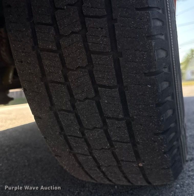 image for item EM8105 2009 Ford F250 Super Duty utility bed pickup truck