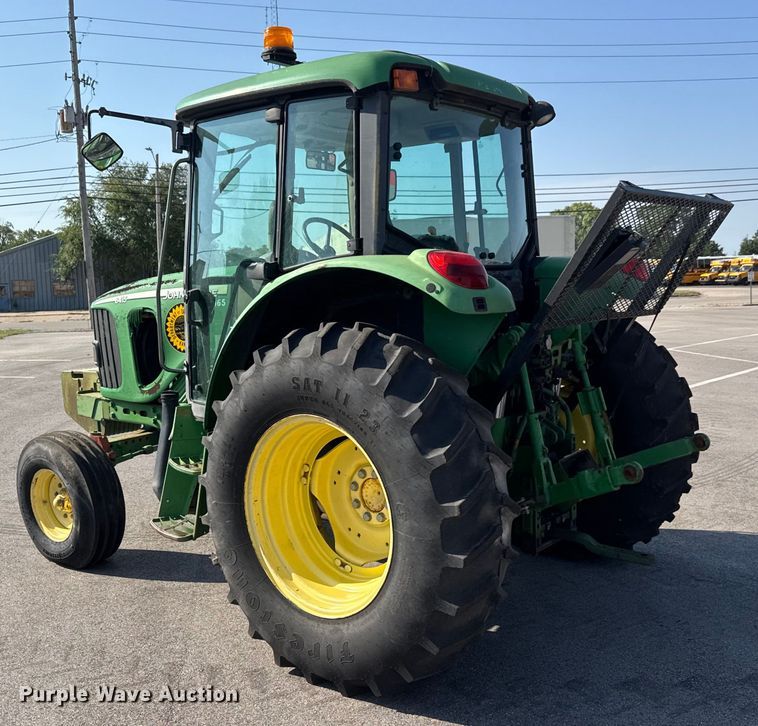 image for item EM8106 2005 John Deere 6415 tractor