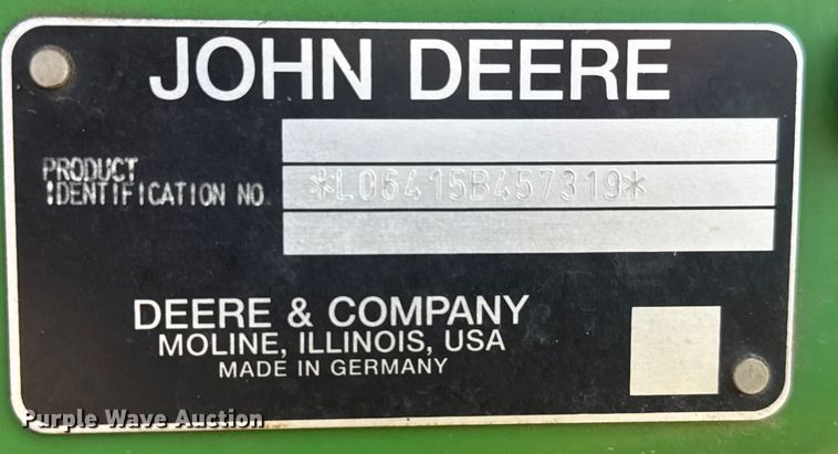 image for item EM8106 2005 John Deere 6415 tractor