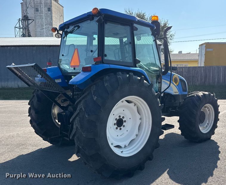 image for item EM8108 2011 New Holland T5070 MFWD tractor