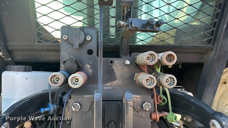 image for item EM8108 2011 New Holland T5070 MFWD tractor