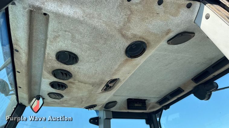 image for item EM8108 2011 New Holland T5070 MFWD tractor