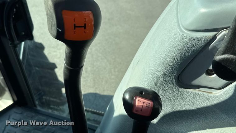 image for item EM8108 2011 New Holland T5070 MFWD tractor