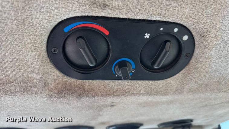 image for item EM8108 2011 New Holland T5070 MFWD tractor